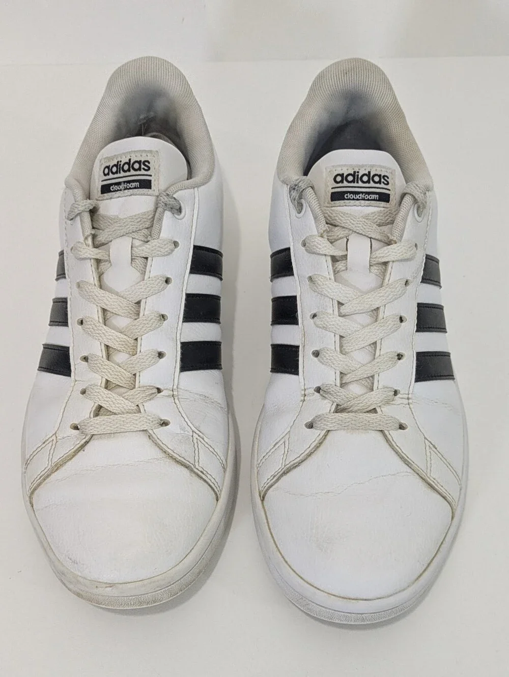Adidas Cloudfoam Advantage Sneakers - Size 10 Mens - White / Black